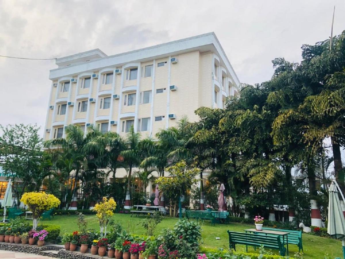 Hotel Bali Resort Extension Катра Екстериор снимка